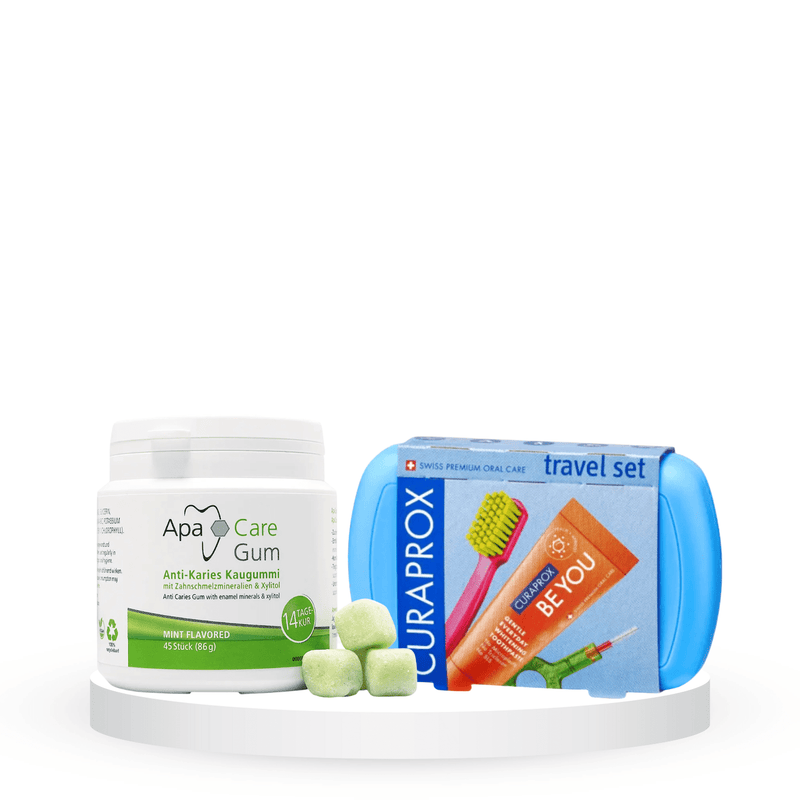 Balinantis ir emalį stiprinantis komplektas: "Curaprox Be You Travel" kelioninis rinkinys ir "Apacare" kramtoma guma (45 vnt.)
