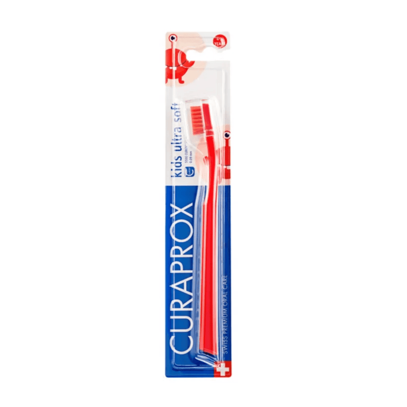 "Curaprox Kids" ypač minkštas dantų šepetėlis vaikams (4-12 m.), 1 vnt.